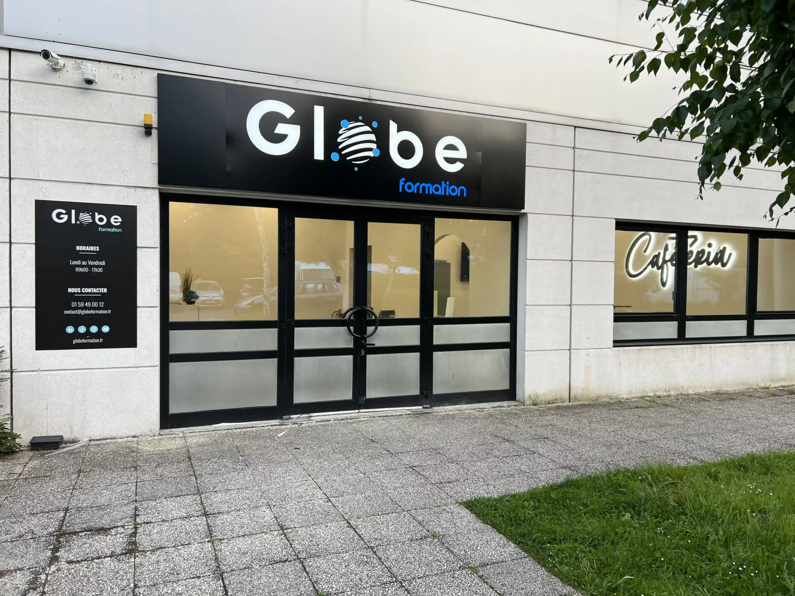 globe_formation_comexia